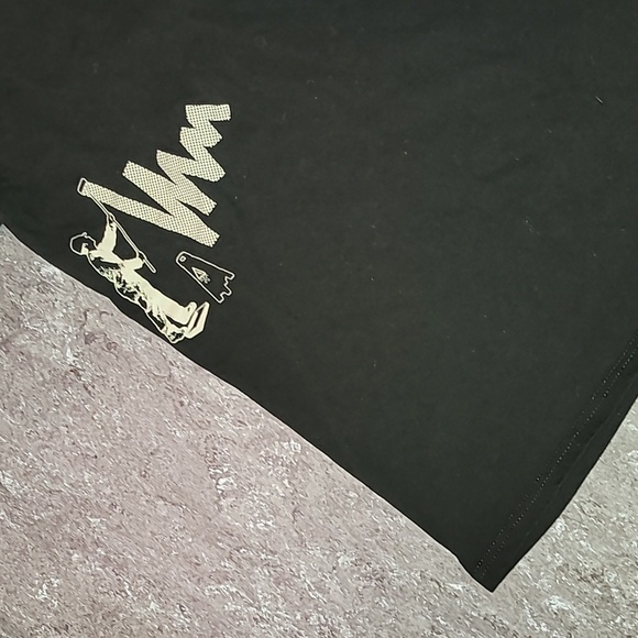 Made in USA. MISC. DESIGN STUDIO. Tee-shirt size XL - Picture 3 of 16